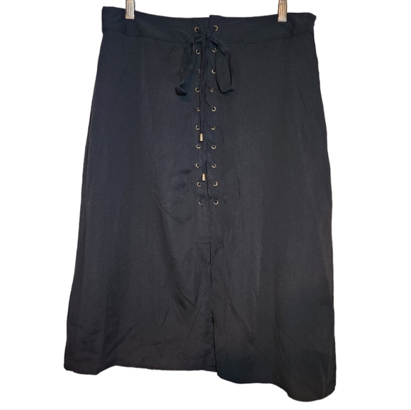 Who What Wear Lace Up A-Line Knee Length/Midi Skirt in Black Size 12 - Picture 2 of 6